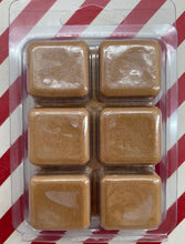 Load image into Gallery viewer, Gingerbread Cookie Soy Wax Scented Clamshell Melt